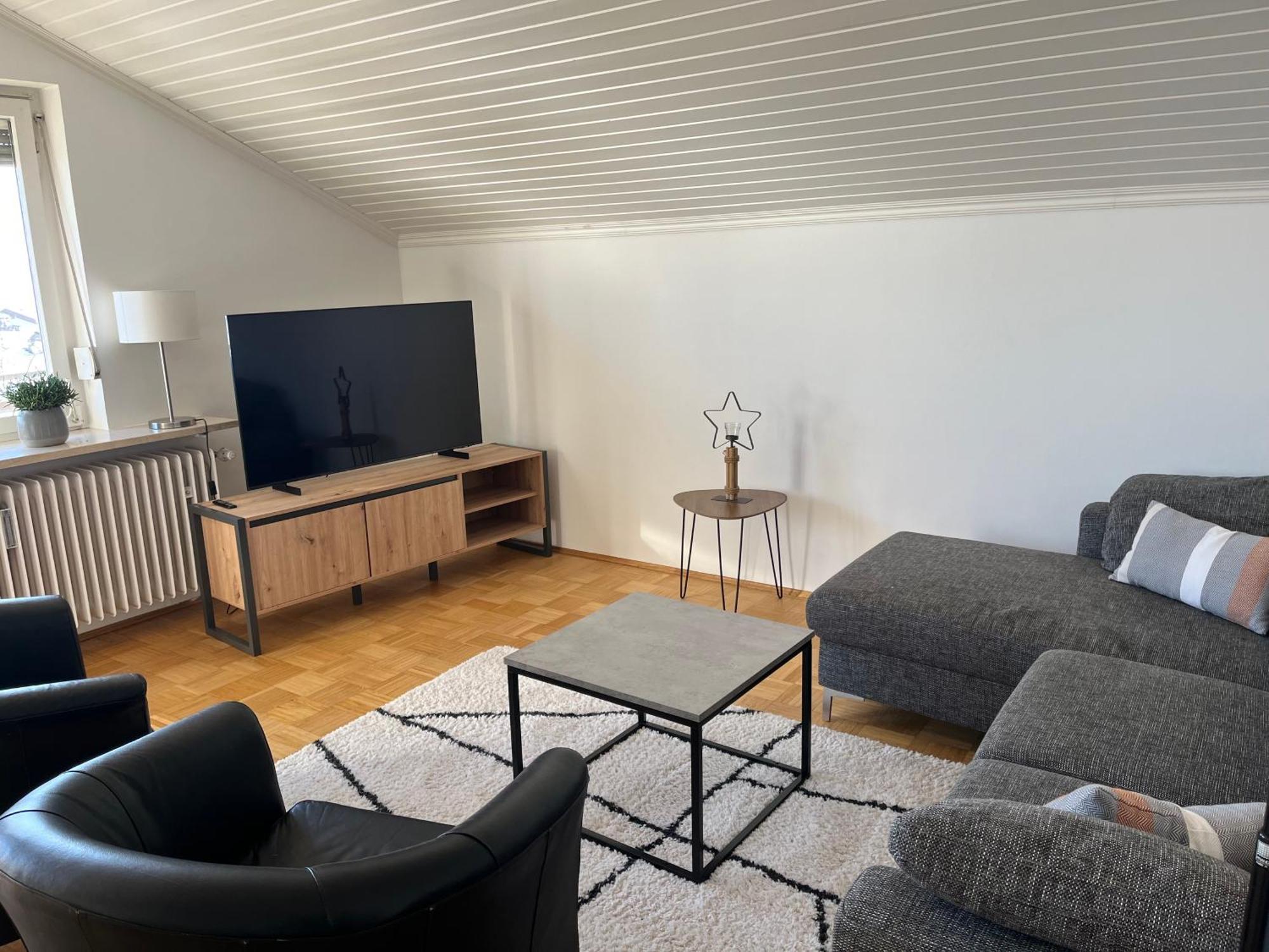 Helle, Ruhige Ferienwohnung Mit Balkon Bad Tölz Exterior foto