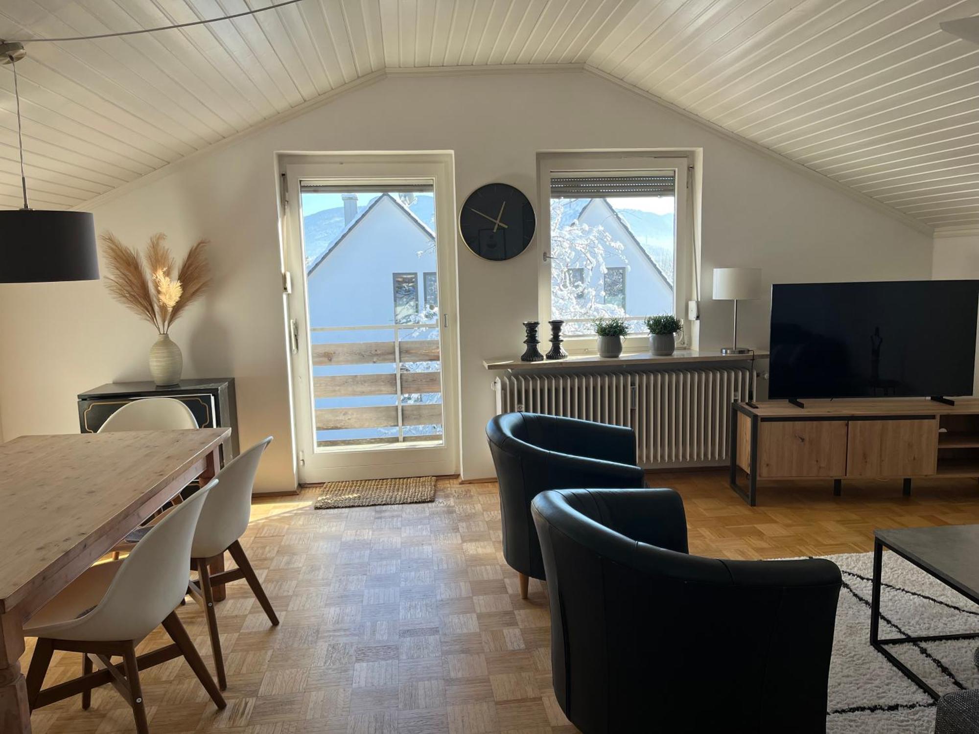 Helle, Ruhige Ferienwohnung Mit Balkon Bad Tölz Exterior foto